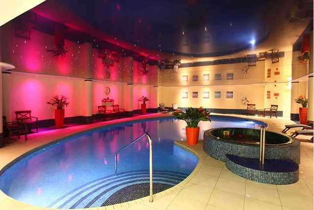 1-2nt South Wales Spa, 3-Course Dinner & Treatment for 2