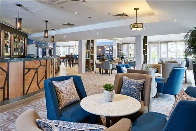 4* Stay, Breakfast & Leisure Access for 2 @ De Vere Staverton Estate