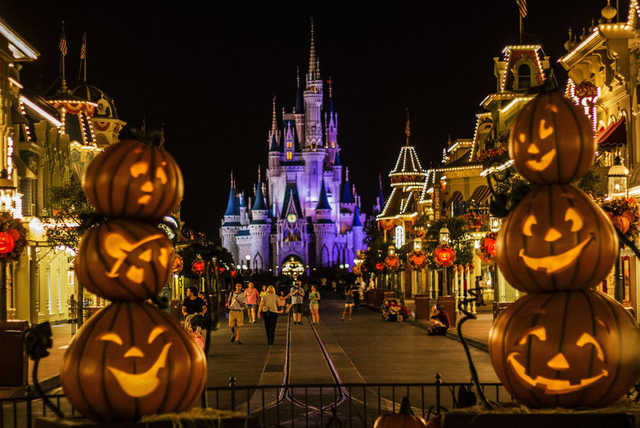 2-3nt Halloween at Disneyland Paris® & Flights - October Half Term Dates!