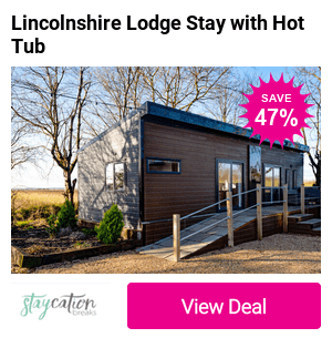 Escape to rural Lincolnshire for a lodge break for 4 or 6 with private hot tub, prosecco, chocolates & access to scenic on-site amenities. Save up to 47%!