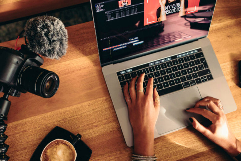 £16 instead of £218 for a blog creation course bundle - blogging & Wordpress from International Open Academy - save 93%