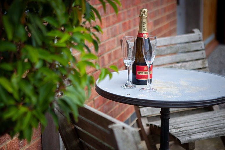 Hotel and Dinner Deals in Yorkshire Dinner, Bed & Breakfast Wowcher