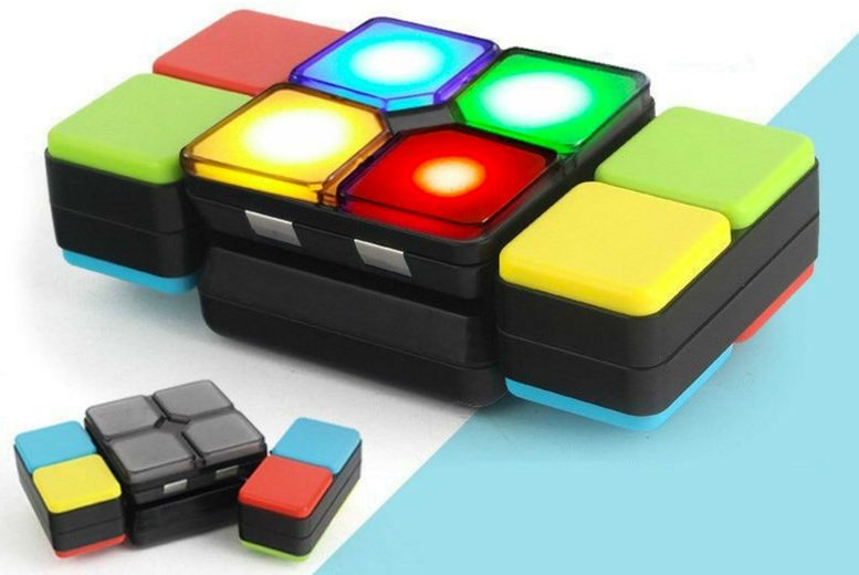 Кубики под музыку. Magic Cube игрушка. Игра кубики. Магический куб головоломка. Игра про куб головоломка.