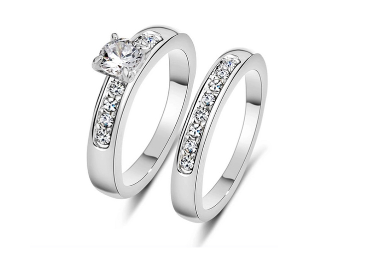 Double Crystal Ring Set – 4 Sizes! Deal Price £7.99