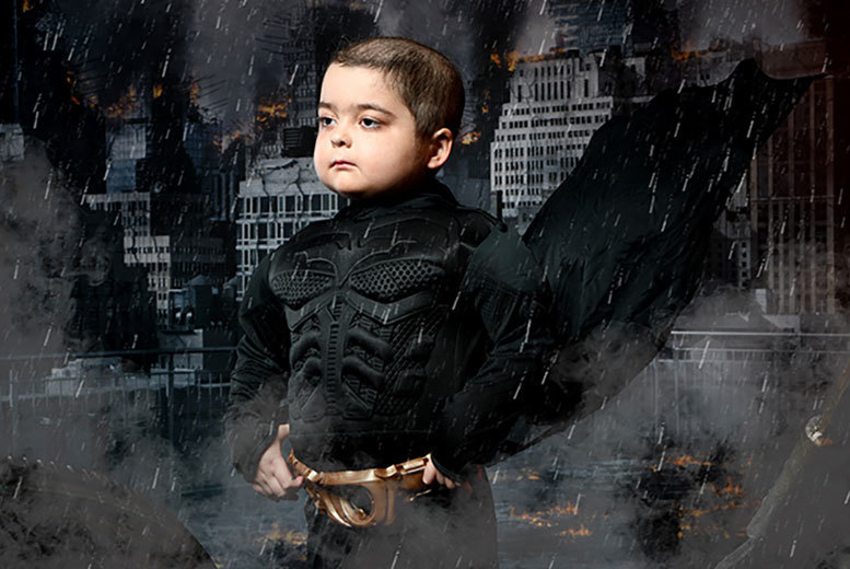 Superhero Photoshoot & Print – Images Unlimited – Kent | Wowcher