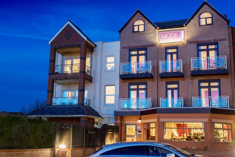 Hotel and Dinner Deals in Blackpool Dinner, Bed & Breakfast Wowcher