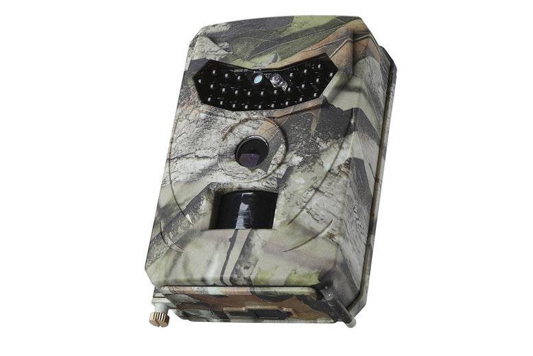 1080P Trail Wildlife Camera Kit – Full HD Motion Sensor, Wide Angle, Waterproof Options | Wowcher 1080P Trail Wildlife Camera Kit – Full HD Motion Sensor, Wide Angle, Waterproof Options | Wowcher