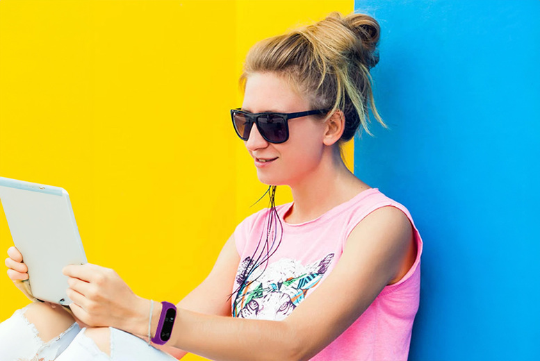 Aquarius AQ112 Fitness Tracker – Sleek Smart Health Watch, Heart Rate Monitor, Step Counter, Sleep Tracking, iOS/Android Compatible, 15-Day Battery –