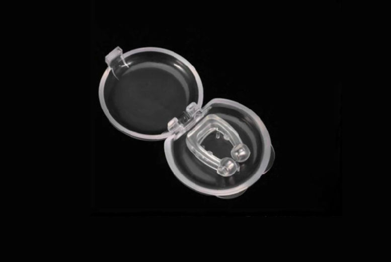 Revolutionary Anti-Snore Magnetic Nose Clip | Wowcher Revolutionary Anti-Snore Magnetic Nose Clip | Wowcher