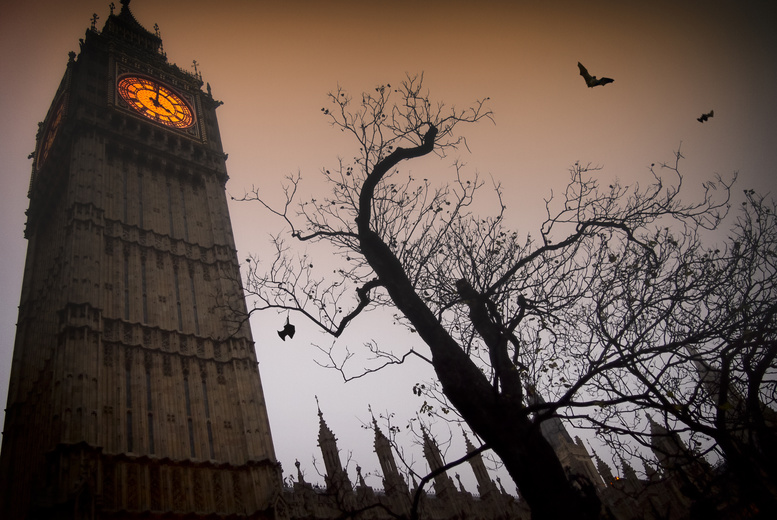 £10 instead of £20 for a 2½ hour London ghost walk, £18 for two or £35 for four with Great British Tours - save up to 50%