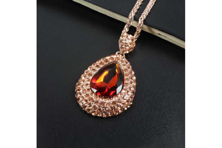 Exquisite Rose Gold Red Crystal Pendant Necklace | Wowcher