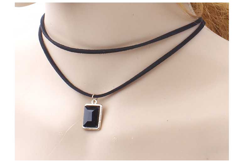 Black Suede Choker Necklace with 15mm Gemstone Pendant – Adjustable Statement Jewellery | Wowcher