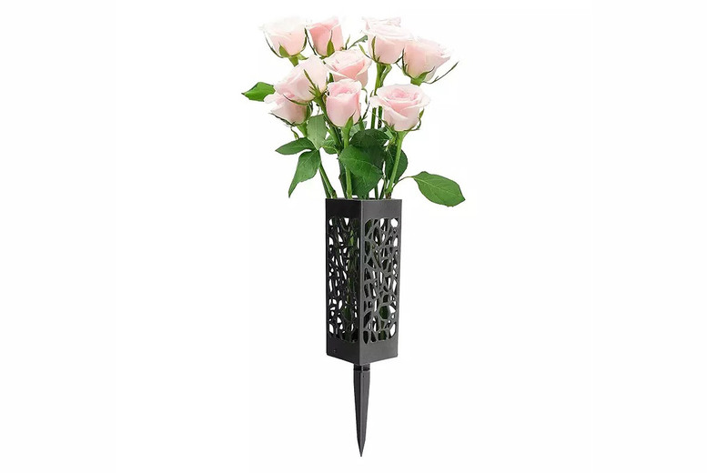 Garden Flower Basket Stakes – Decorative Plant Holders | Wowcher
