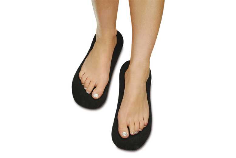 Unisex Black Beach & Poolside Sticky Soles – Ultimate Tanning Comfort | Wowcher Unisex Black Beach & Poolside Sticky Soles – Ultimate Tanning Comfort | Wowcher