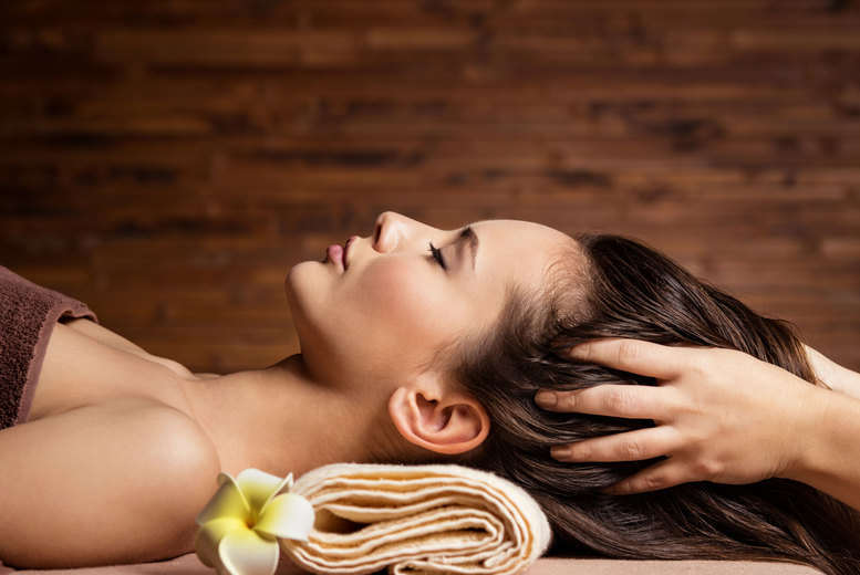 Pamper Package with Facial and Choice of Massage – 70mins Deal Price £19.00