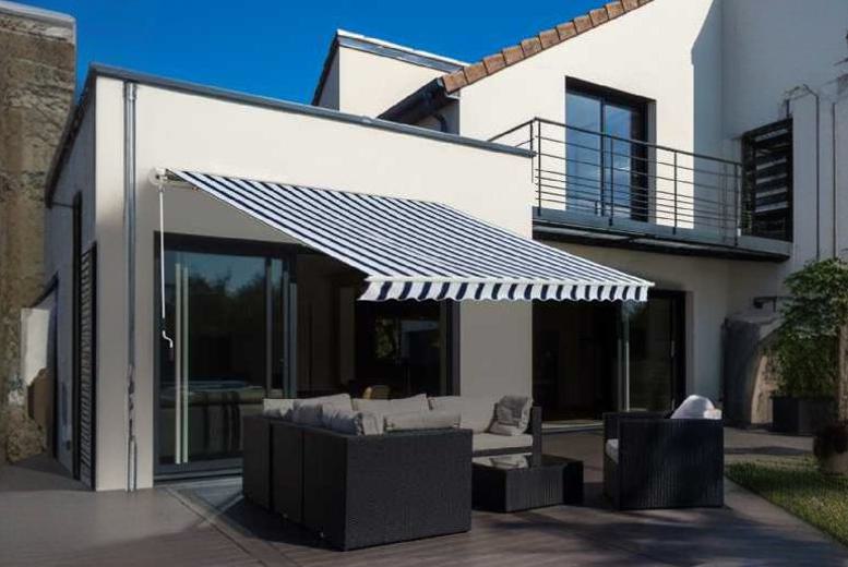 £140.70 instead of £239.99 for a Outsunny manual retractable awning £140.70 instead of £239.99 for a Outsunny manual retractable awning