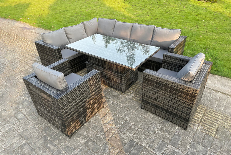 £989 instead of £1,994.30 for a 8 seater polyrattan garden furniture set with rising table from Fimous – save 50% £989 instead of £1,994.30 for a 8 seater polyrattan garden furniture set with rising table from Fimous – save 50%