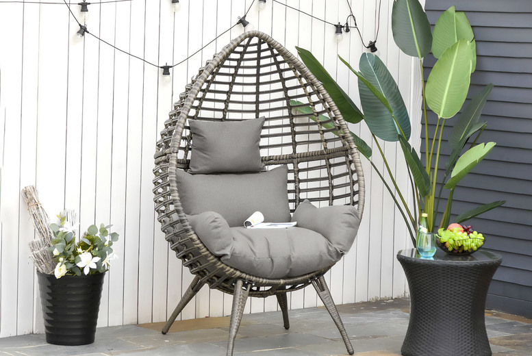 £249.3 instead of £607.99 for a Outsunny Rattan Egg Chair w/ Cushions – save up to 59% £249.3 instead of £607.99 for a Outsunny Rattan Egg Chair w/ Cushions – save up to 59%