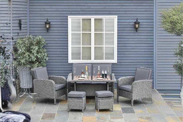 £612.2 instead of £1215.99 for a Outsunny 6 PCS Furniture Set w/ Cushions – save up to 50% £612.2 instead of £1215.99 for a Outsunny 6 PCS Furniture Set w/ Cushions – save up to 50%