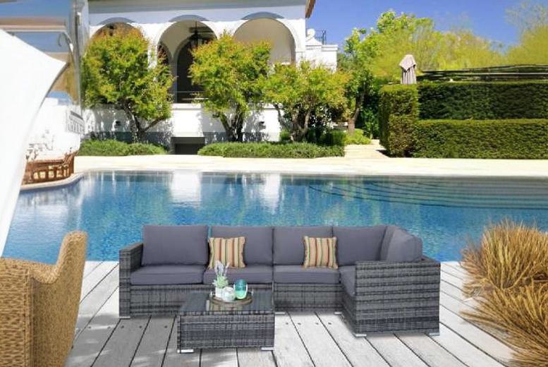 £645.7 instead of £1183.99 for a Outsunny Corner Sofa 4 PC Rattan Set – save up to 45% £645.7 instead of £1183.99 for a Outsunny Corner Sofa 4 PC Rattan Set – save up to 45%