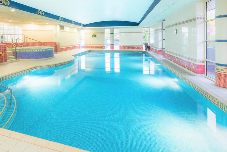 4* Spa Day with 50-Minute Treatment & Leisure Access - Copthorne Merry Hill Spa | Wowcher