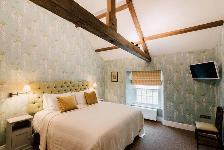 4* Romantic Yorkshire Stay: 1-3 Nights, Breakfast & Dining Option Deal Price £99.00
