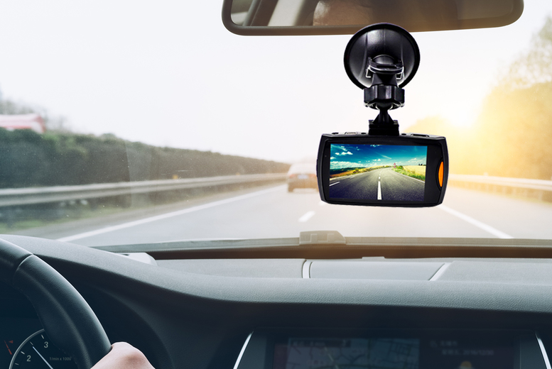Wide Angle 1280×720 HD Dash Cam Deal Price £22.99