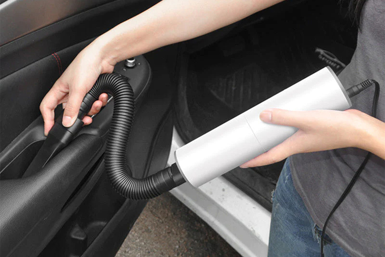 Portable Car Vacuum Cleaner – Black or White Deal Price £14.99