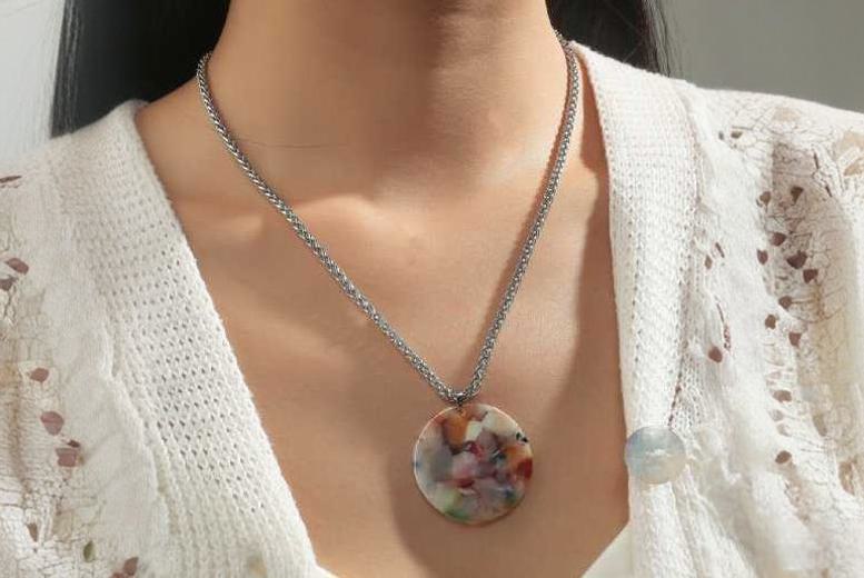 Round Multi Colour Acrylic Necklace Deal Price £4.99