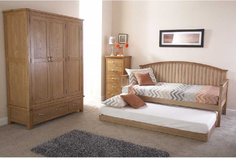 £139.99 instead of £259.99 for a Modern Madrid Wooden Day Bed & Trundle – save up to 46% £139.99 instead of £259.99 for a Modern Madrid Wooden Day Bed & Trundle – save up to 46%