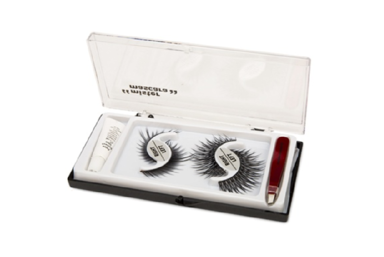 Glam Eyelashes Kit with Tweezer and Glue | Wowcher