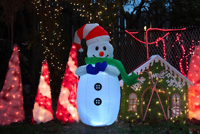 HOMCOM Inflatable Christmas Snowman at LivingSocial