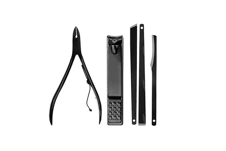 Global Fulfillment Limited (Forever Cosmetics) Unisex Men's Manicure & Pedicure Kit - 'Ultimate' 15-Piece Grooming Set | Wowcher