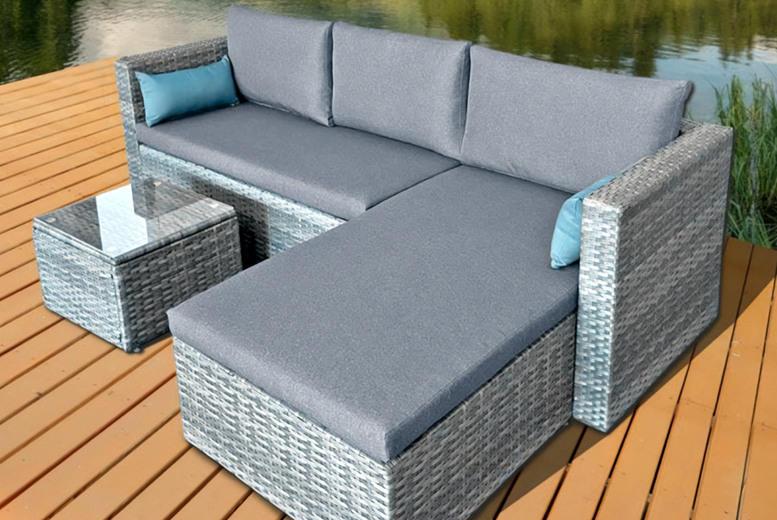 £399 instead of £499.99 for a 3 Seat Hampton KD Rattan Set in Grey from Oseasons – save 20% £399 instead of £499.99 for a 3 Seat Hampton KD Rattan Set in Grey from Oseasons – save 20%