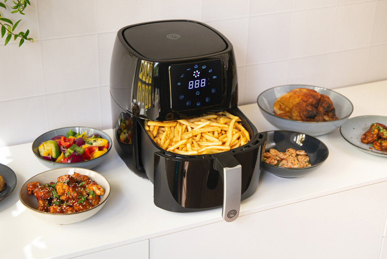 Master Chef 4.5L Digital Air Fryer at LivingSocial
