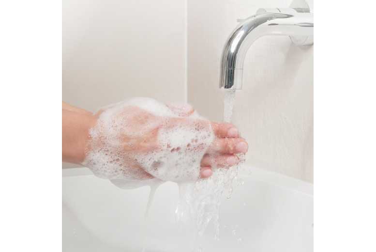 Dove Deeply Nourishing Hand Wash Trio – 3x250ml | Wowcher