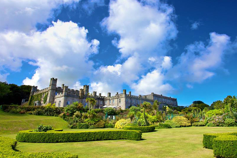 £179 (at Tregenna Castle Hotel) for a 3nt weekend or 4nt midweek self-catered apartment break for up to 6 people 