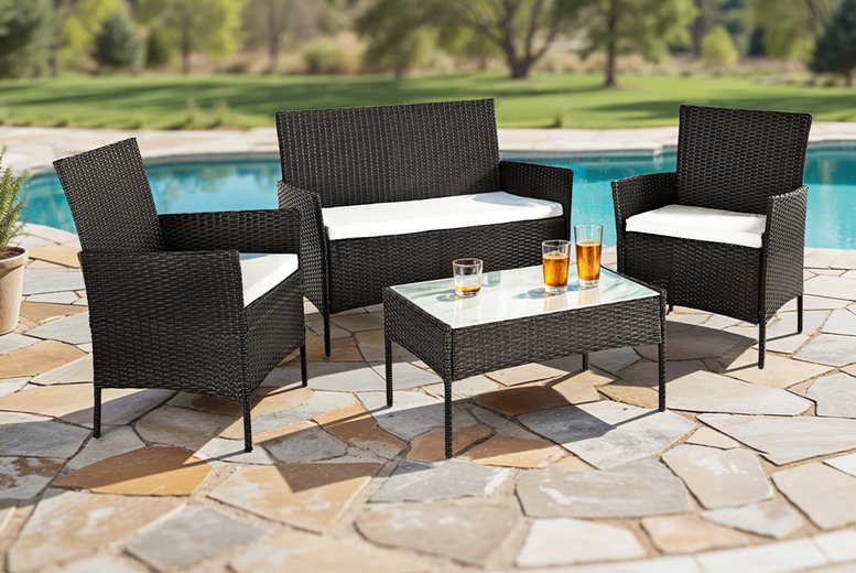 BROWN: A 4-seater Oakley rattan garden set with cover | Wowcher