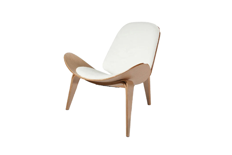 Hans Wegner Faux Leather Shell Chair – Mid-Century Modern, 2 Colours, Wooden Legs | Wowcher Hans Wegner Faux Leather Shell Chair – Mid-Century Modern, 2 Colours, Wooden Legs | Wowcher