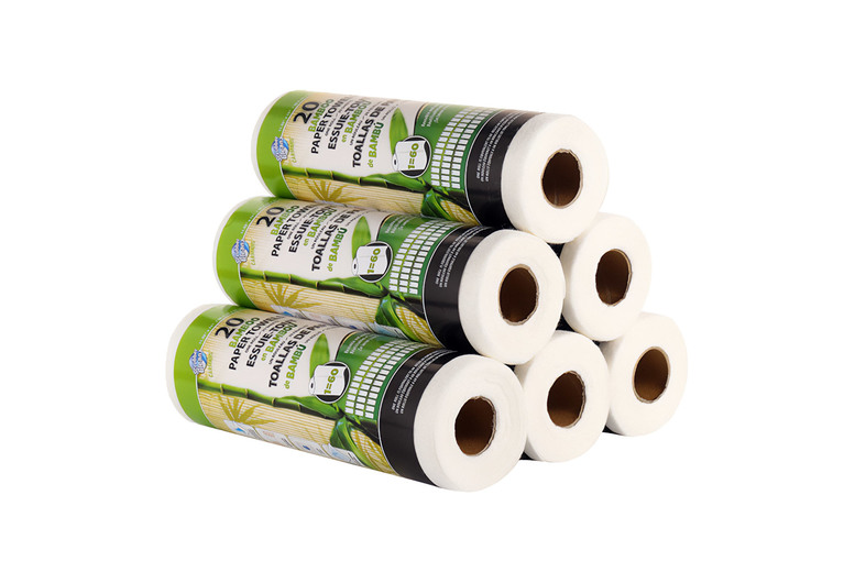 Ultra-Absorbent Bamboo Kitchen Roll – Reusable, Strong & Eco-Friendly (1, 2 or 4 Rolls, 20 Sheets Each) | Wowcher