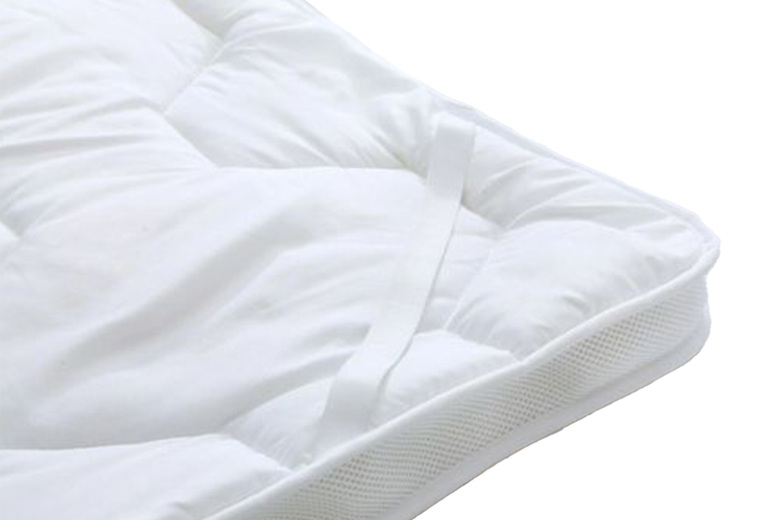 Hotel Quality Air Flow Mattress Topper – 5 Sizes! | Wowcher