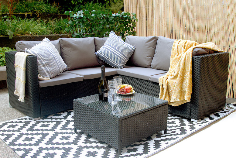 New Direct Sourcing 5-Seater Temple Rattan Corner Sofa Set