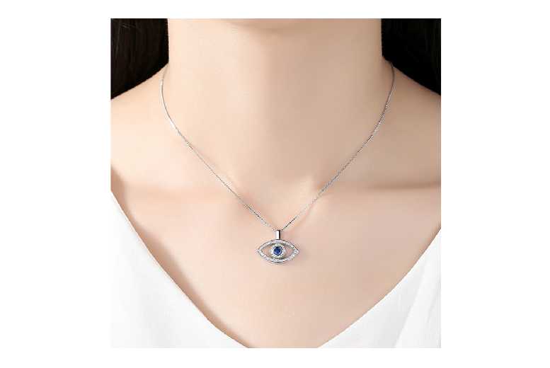 Stunning Blue Sapphire Evil Eye Crystal Pendant Necklace | Wowcher