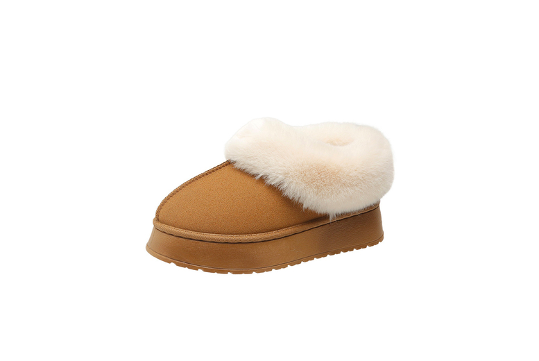 UK3 / CHESTNUT: Women's   Plush Short Snow Boots | Wowcher