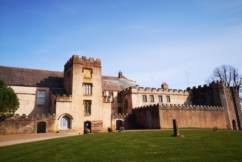 English Riviera Walking Tours Unisex Agatha Christie Walking Tour For 2 - 2-Hour Guided Experience In Torquay | Wowcher