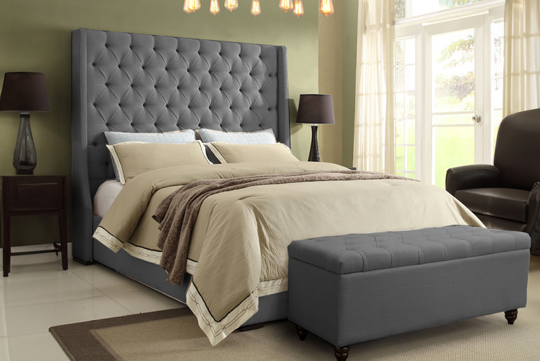 Grey Plush Velvet Winged Chesterfield Bed with Mattress! Grey Plush Velvet Winged Chesterfield Bed with Mattress!