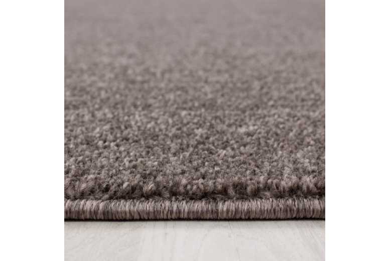 Elegant Mocca Brown Modern Carpet – Soft Touch, Oeko-Tex Certified, 8mm Pile, Scandi Style Rug | Wowcher