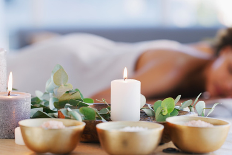 Swan Spa And Beauty Unisex Stone Winter Warmer Pamper Package - Cheltenham | Wowcher