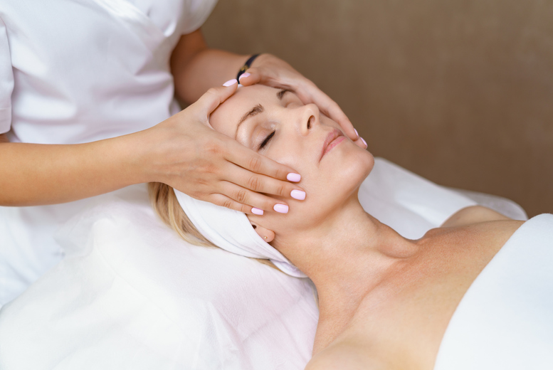 Nusrat Ashraf T/A Beauty Zone Twickenham Unisex Warming Pamper Package - 45-Minute Facial & Massage At Beauty Zone Twickenham | Wowcher