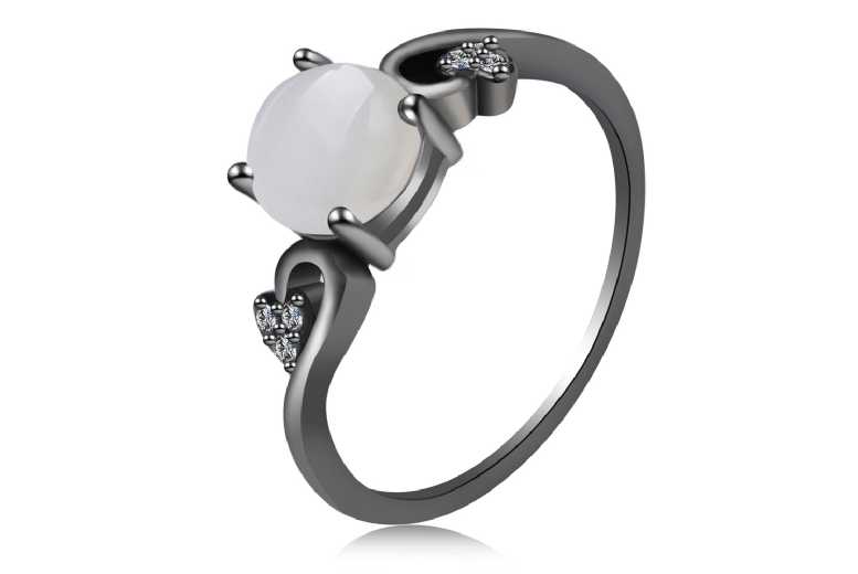 Dazzling White Gem Statement Ring – Premium Crystal, Elegant Setting, Multiple Sizes | Wowcher
